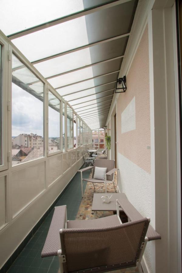 Large 5 Rooms With Garage In The City Center Annecy Bagian luar foto